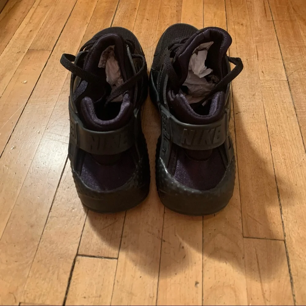 Nike Huarache Run Triple Black shoes Women’s Size 8 athletic workout gym sneaker - Picture 5 of 7